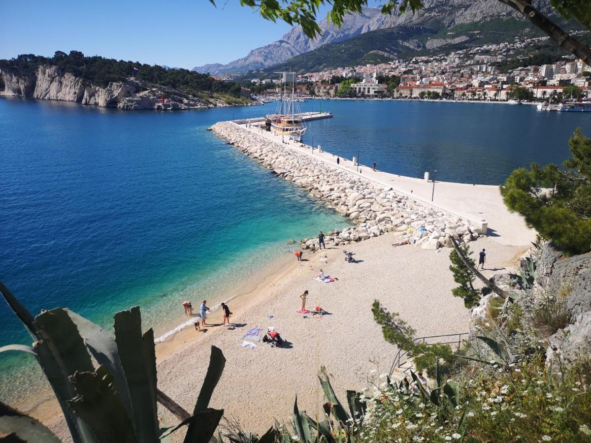 East Side Deluxe Makarska